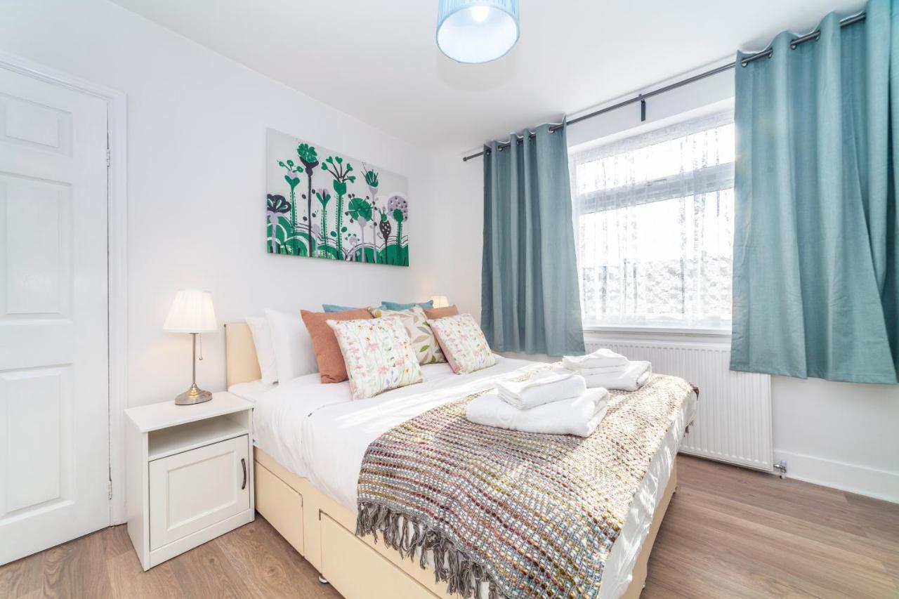 Autonomous 2 Bdr Apartment With Garden And Parking Енфийлд Екстериор снимка